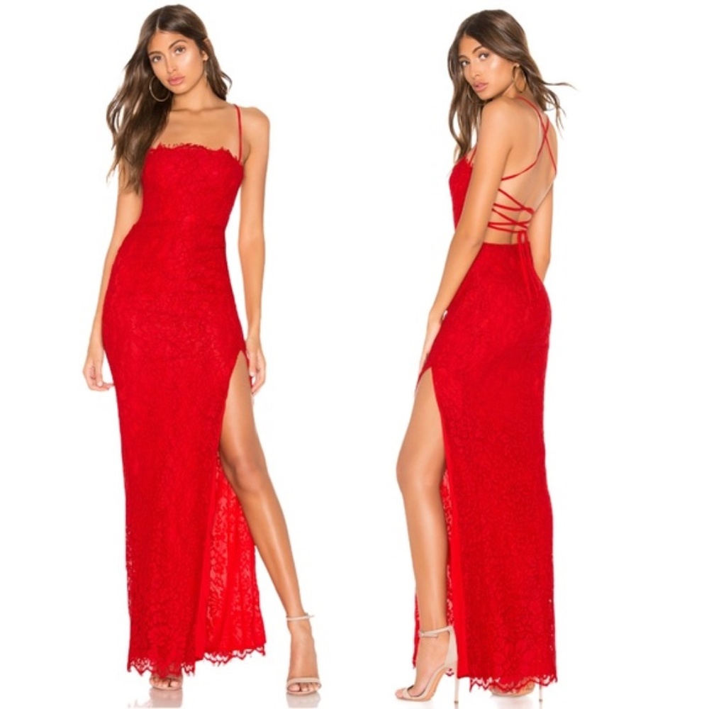 NWOT, Majorelle Revolve Tavi prom dress in Red Small